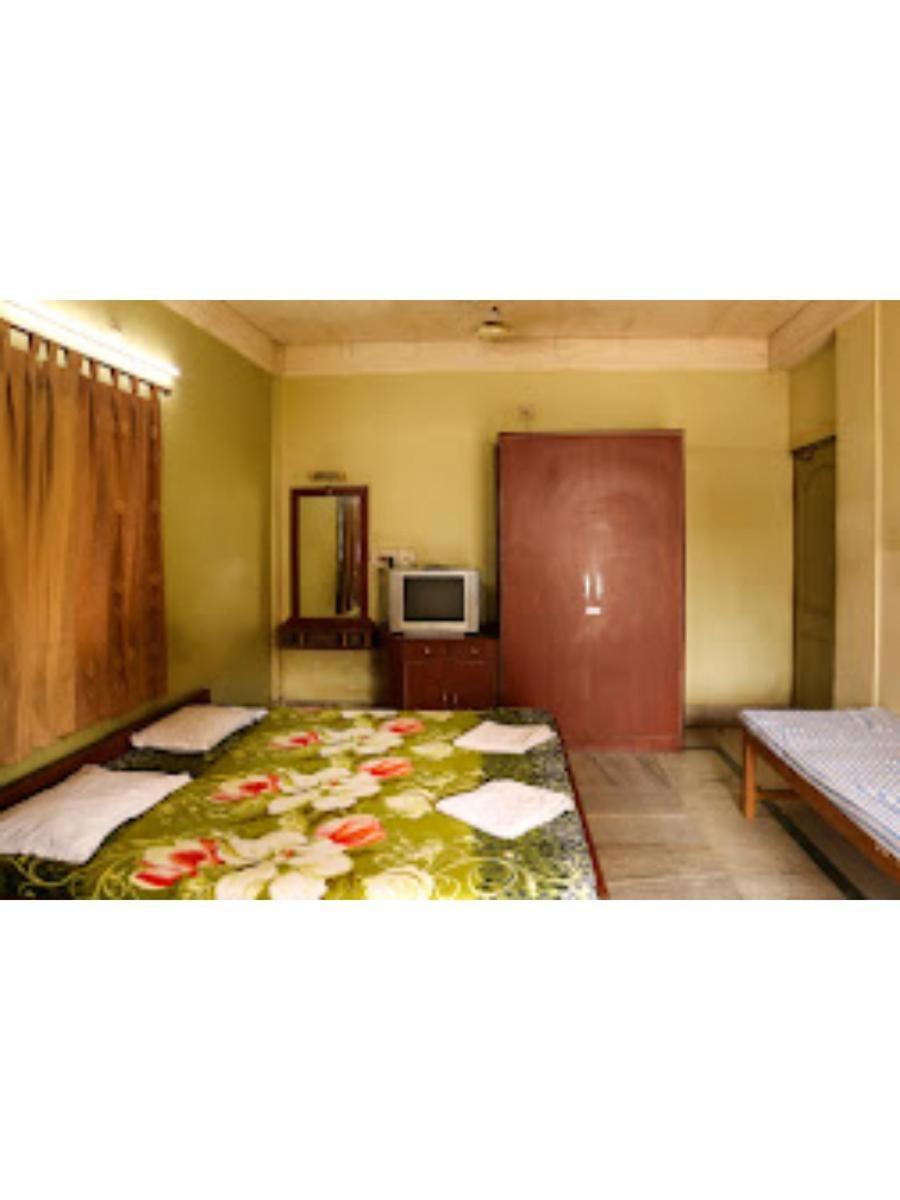 Roxy Inn,Cuttack Exterior photo